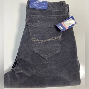 NWT Bandolino Jeans Plus Sz 10 MANDIE Black Corduroy Stretch Classic Fit
